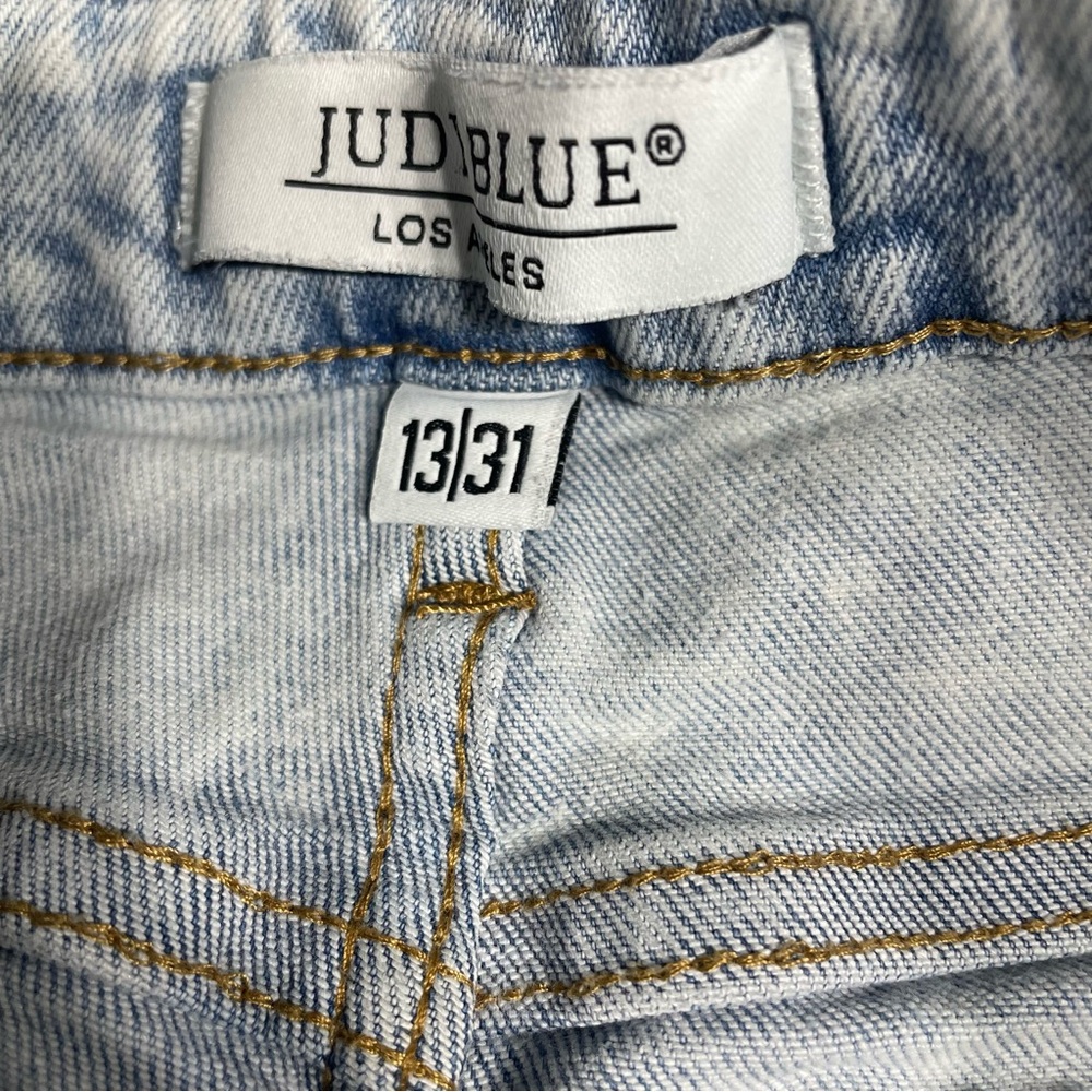 Judy Blue Faded Blue Denim Jeans size 13/31. Preowned. Slim fit. Acid washed. - Picture 5 of 12
